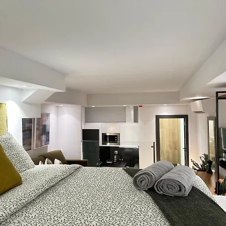 Apartment 18 - Hostatel *