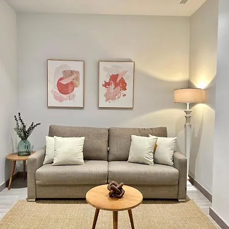 Apartment 18 - Hostatel *